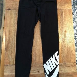 Nike leggings